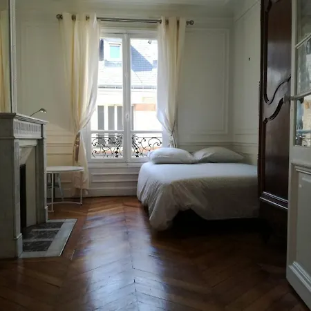 2-chalgrin París